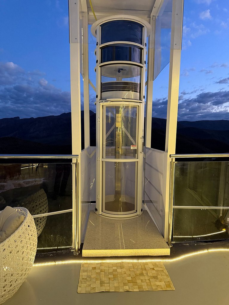 Iglu Tower Experience